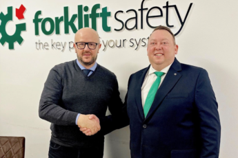 Agreement between Goboservice and Forklift Safety Systems to distribute Signum line for safety signage