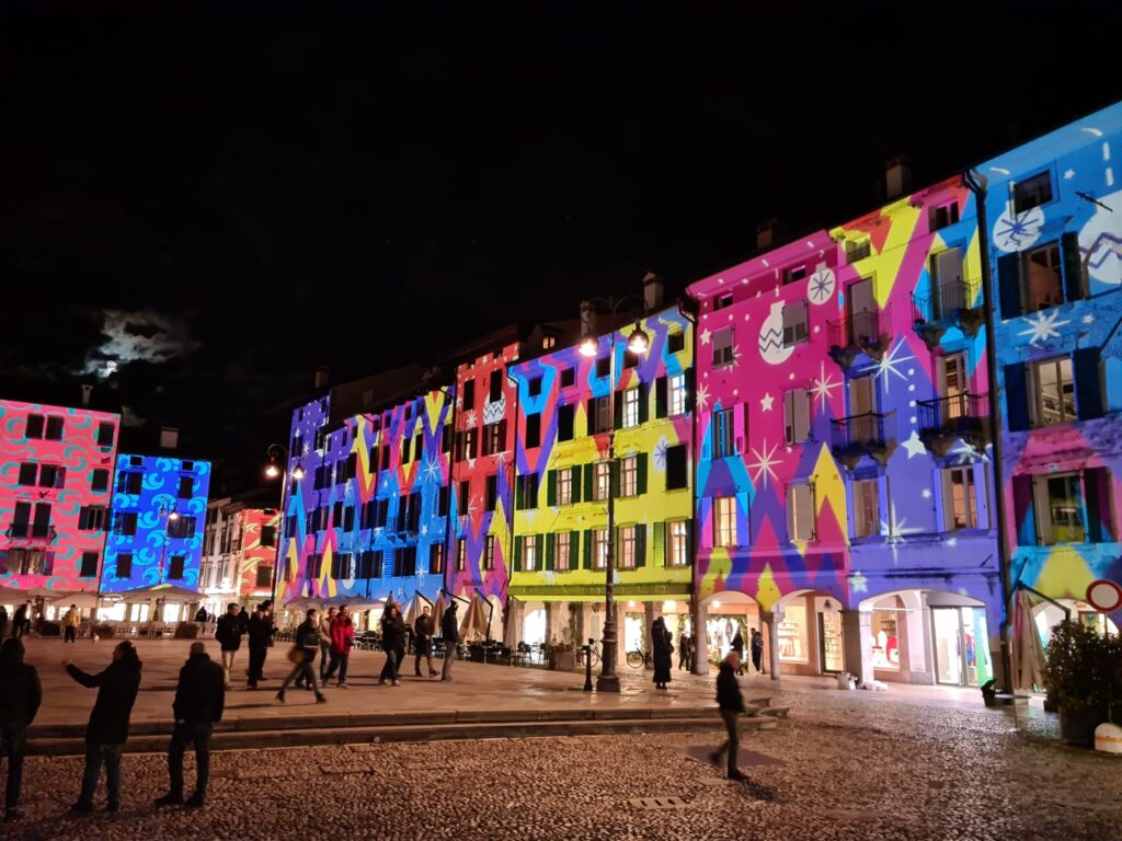 Udine_mapping_christmas